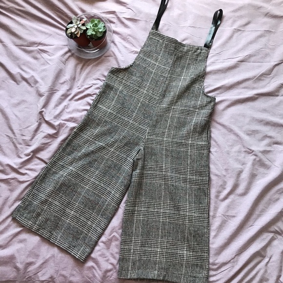 Vintage Pants - Vintage Plaid Culotte Leg Overalls 🖤